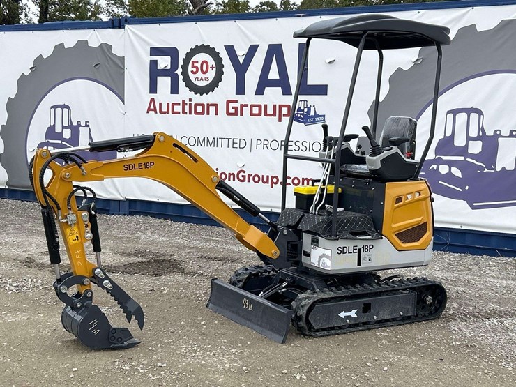 2025-sdlanch-sdle18p-mini-excavator-image-1