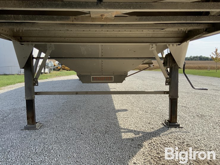 2017-timpte-grain-trailer-image-11