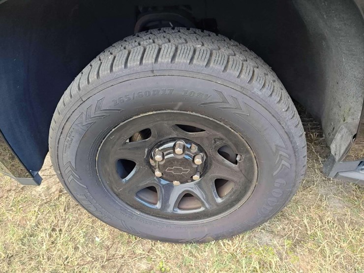 2019-chevrolet-tahoe-image-35