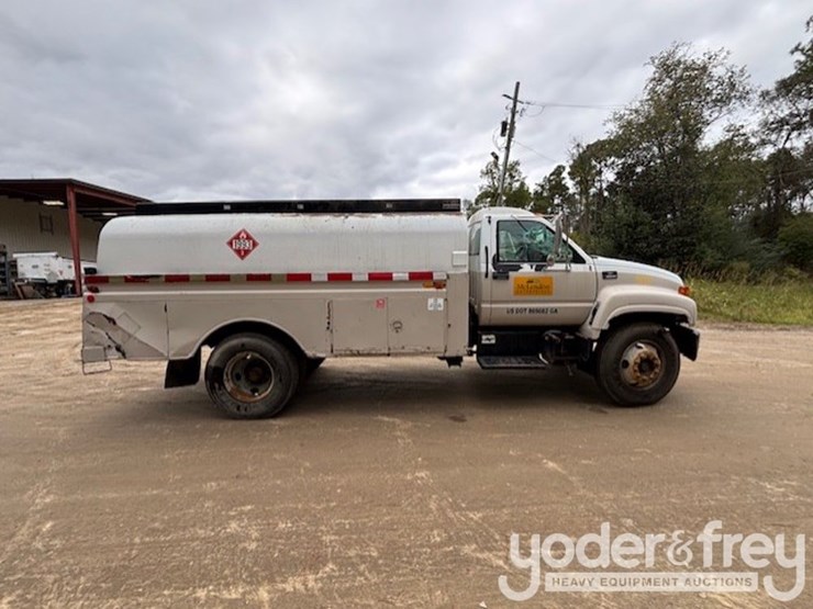 2000-chevrolet-3500-image-6