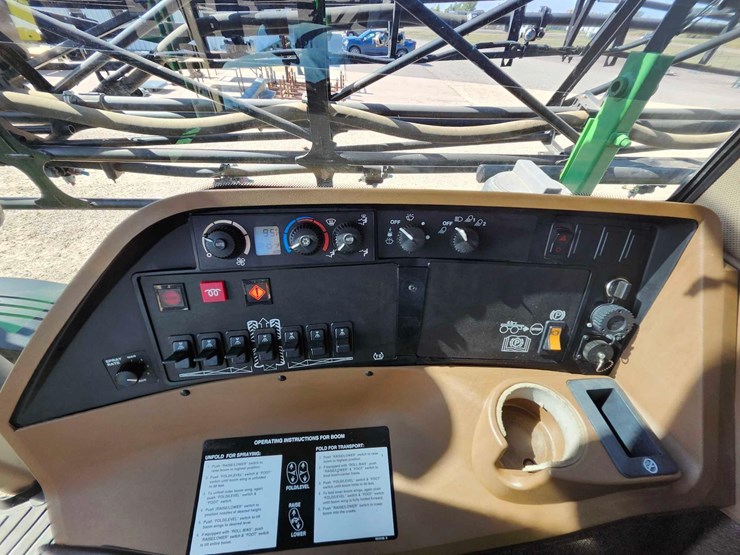 2010-john-deere-4830-image-29