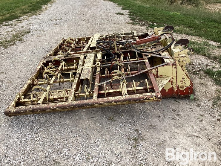 small-bale-accumulator-image-4