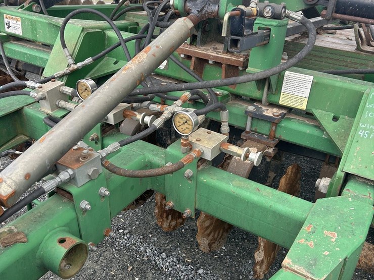 2014-great-plains-4000tt-image-11