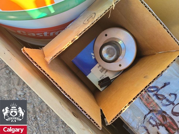 pallet-of-boxes-with-parts-with-2-drums-castrol-optipit-image-8