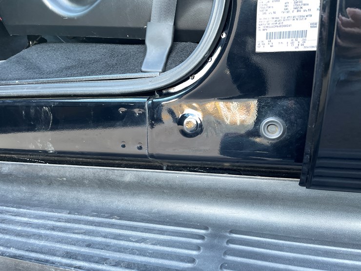 2004-ford-excursion-limited-image-28