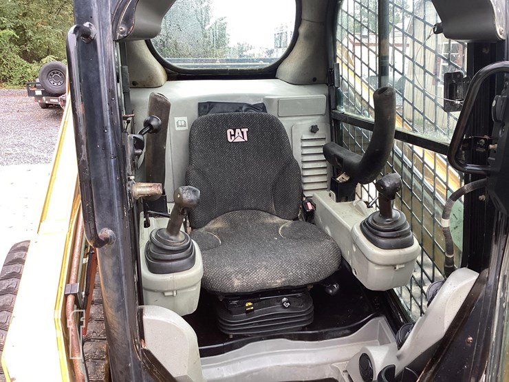 2011-caterpillar-279c-image-13