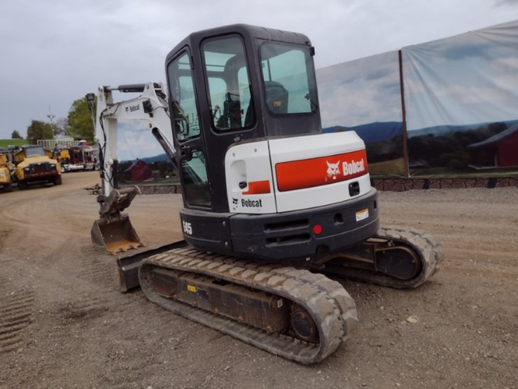 19-bobcat-e45-image-51