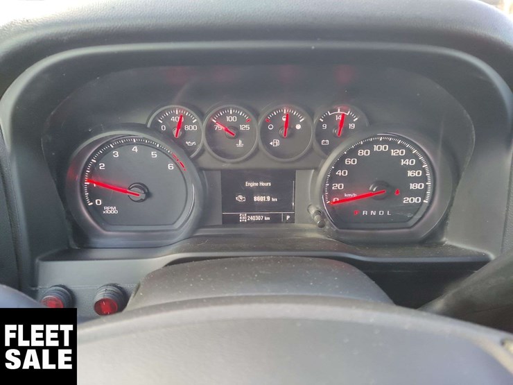 2020-chevrolet-silverado-1500-image-8