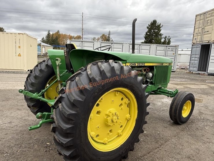 john-deere-2940-image-8
