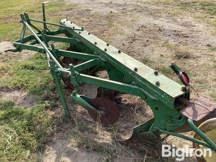 john-deere-3-pt-4-bottom-plow-image-19