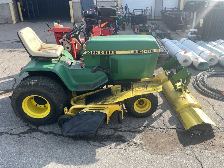 john-deere-400-image-4