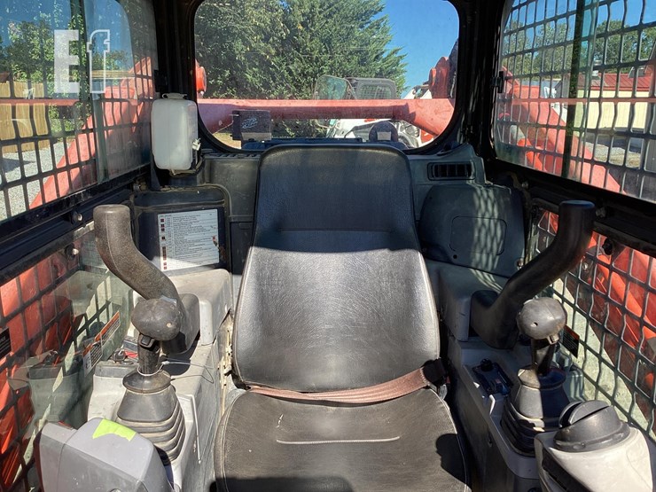 2017-kubota-svl95-2-image-14