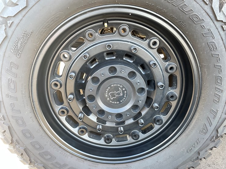 2004-ford-excursion-limited-image-14