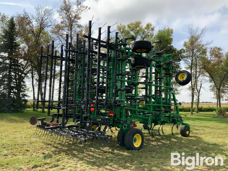 2022-john-deere-2230fh-image-5