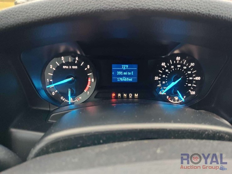 2016-ford-expedition-image-16