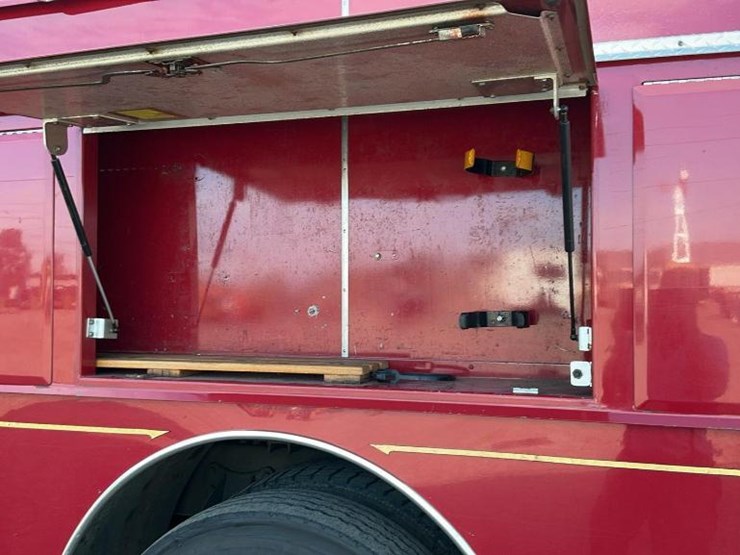 #2000-•-1982-sutphen-deluge-fire-engine-truck-detroit-diesel-6v92ta-image-43