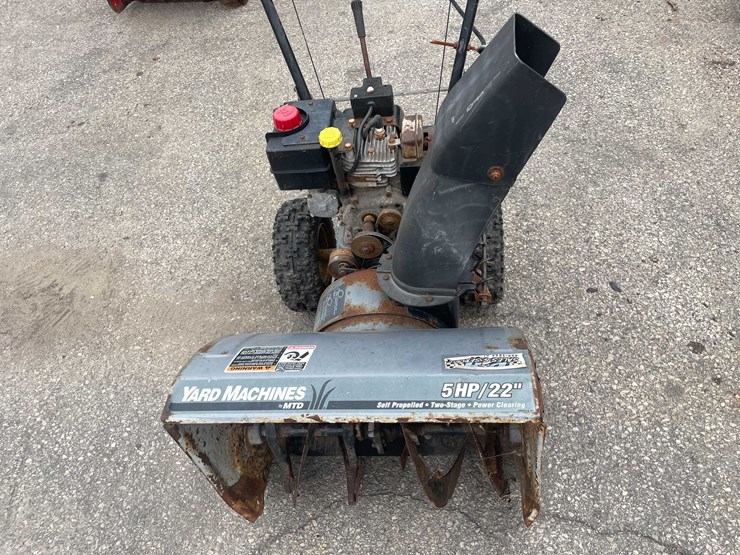 #14029-•-(2)-yard-machines-snow-blowers-(o4)-image-10