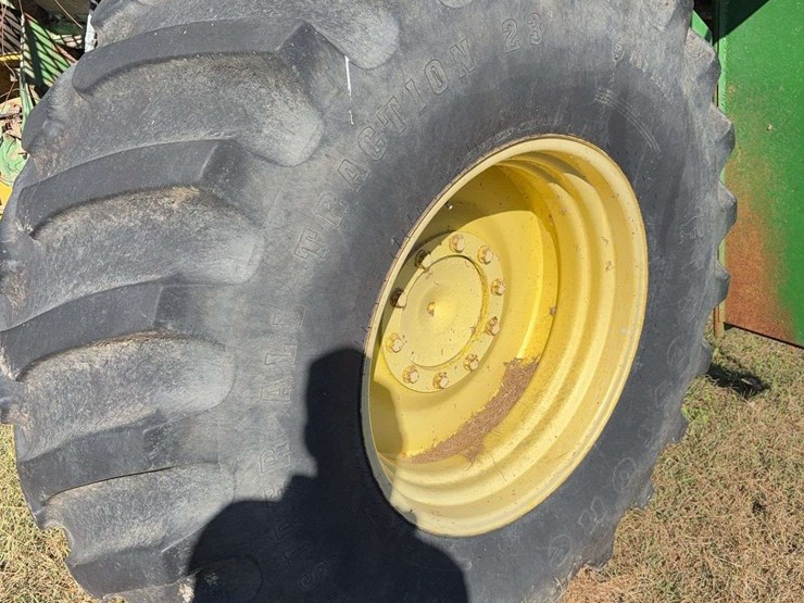 john-deere-8820-image-13