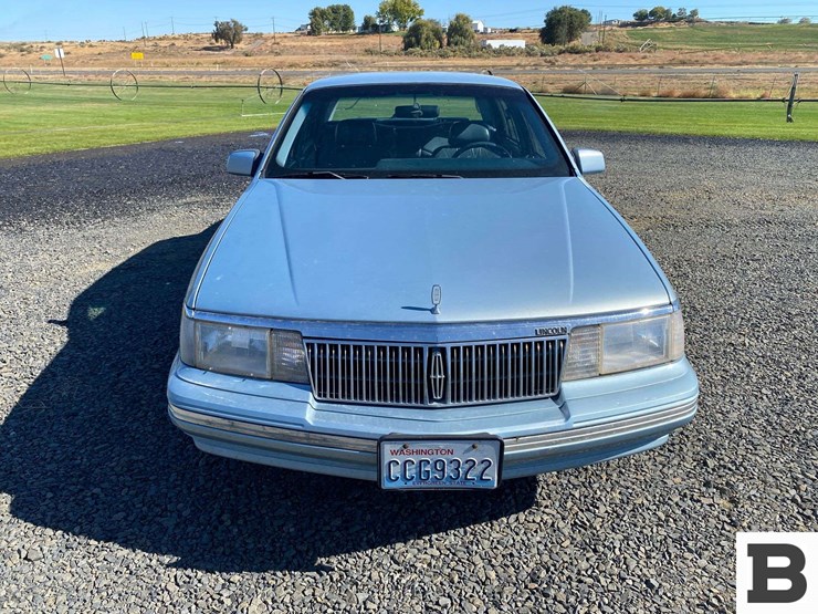 1991-lincoln-continental-sedan-image-8