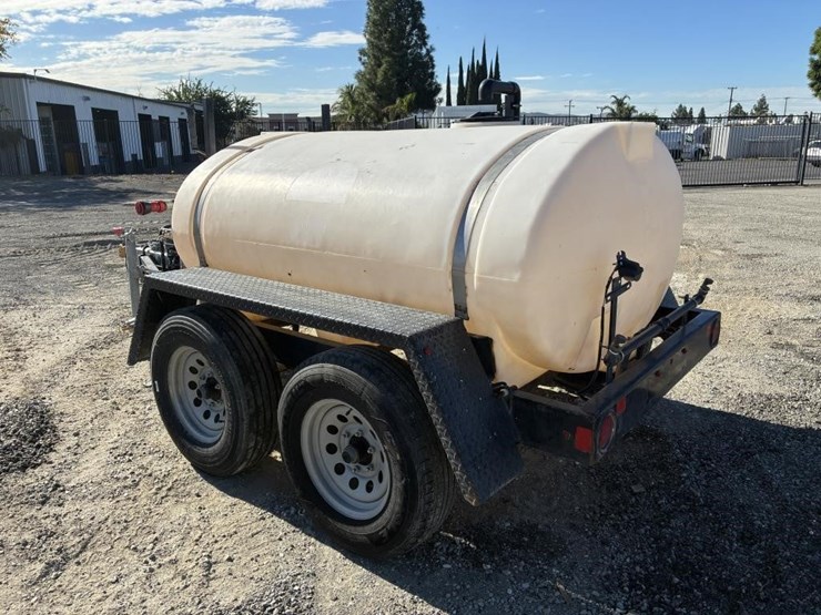 2019-wylie-&-son-exp-500-towable-water-buffalo-image-4