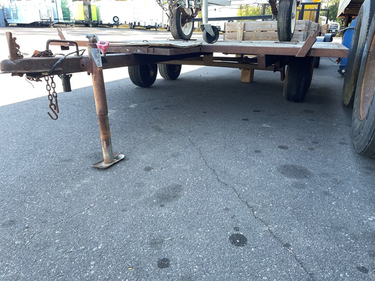 #5658-•-tandem-axle-trailer,-(no-title)-image-1