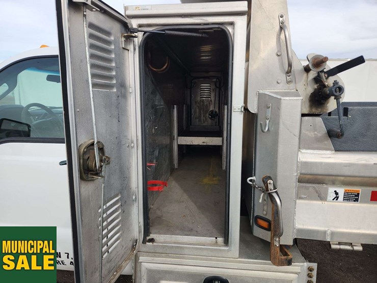 2015-ford-f450-image-35