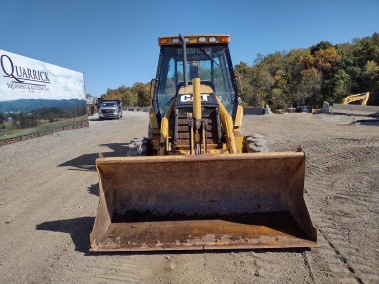 caterpillar-420d-image-2