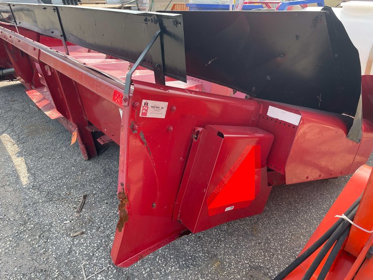 #14076-•-case-1063-corn-head-(o12)-image-17