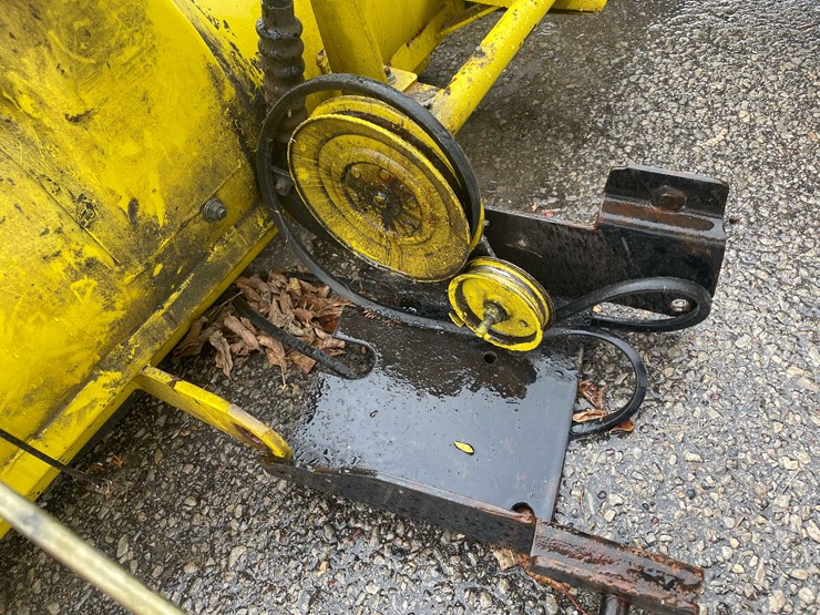 #14066-•-john-deere-snow-blower-(o4)-image-13