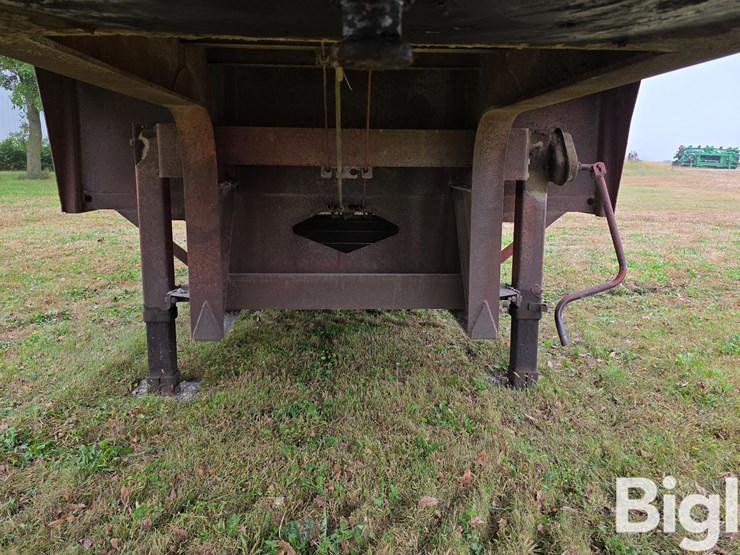 1999-fontaine-drop-deck-liquid-tender-trailer-image-11