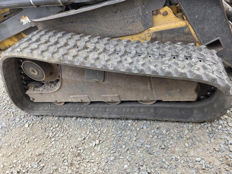 new-holland-lt185b-image-42