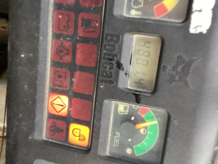 2006-bobcat-435-image-21