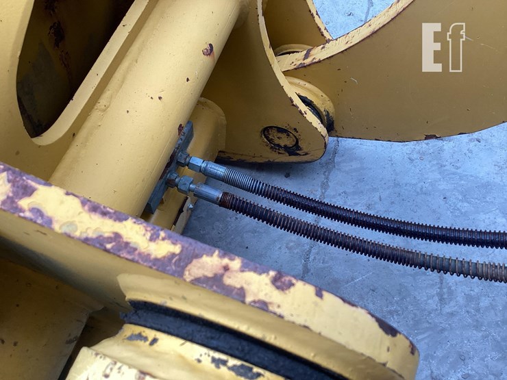 2016-sdlg-l948f-image-13