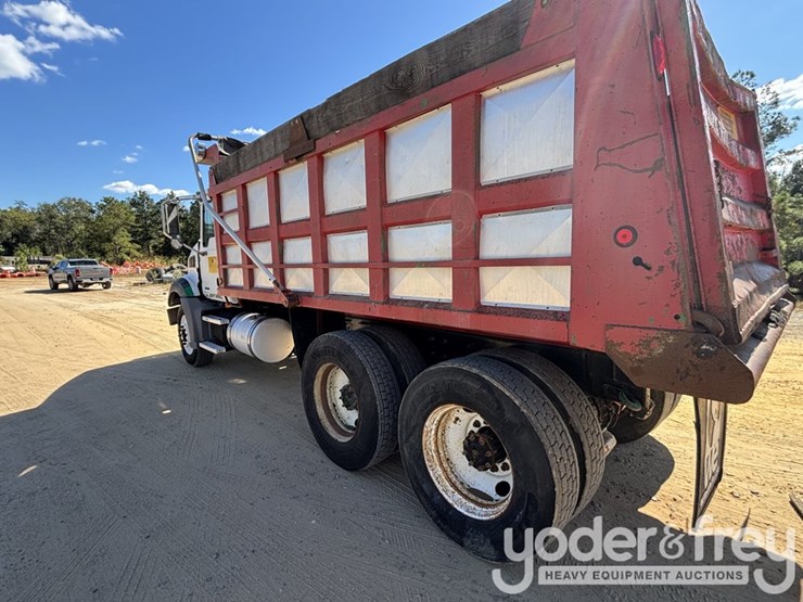 2007-mack-ct713-image-3