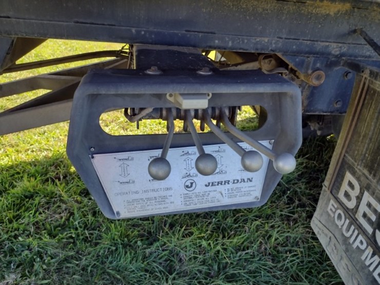 16-international-durastar-4400-image-30