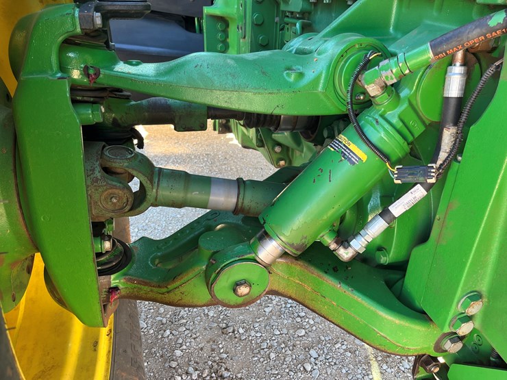 2012-john-deere-8335r-image-5