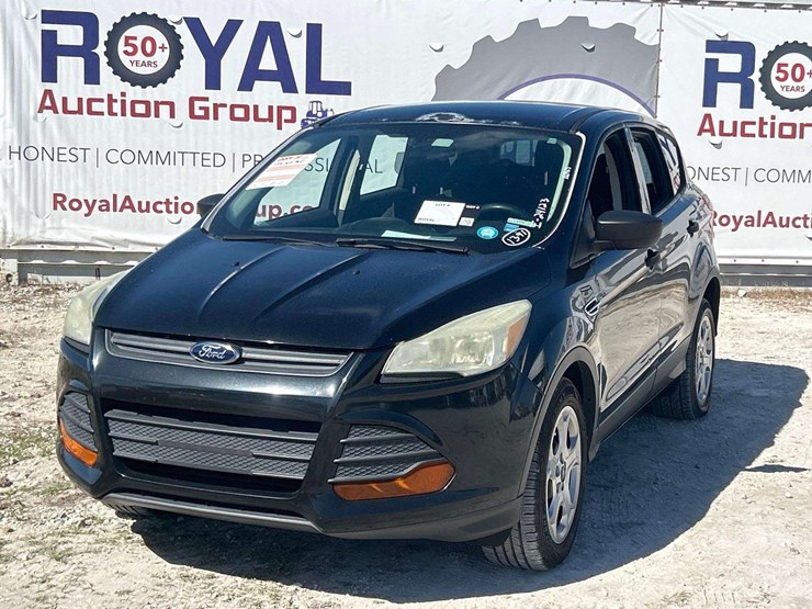 2014-ford-escape-image-1