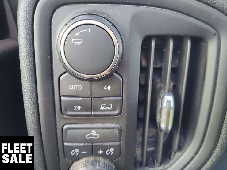 2020-chevrolet-silverado-1500-image-11