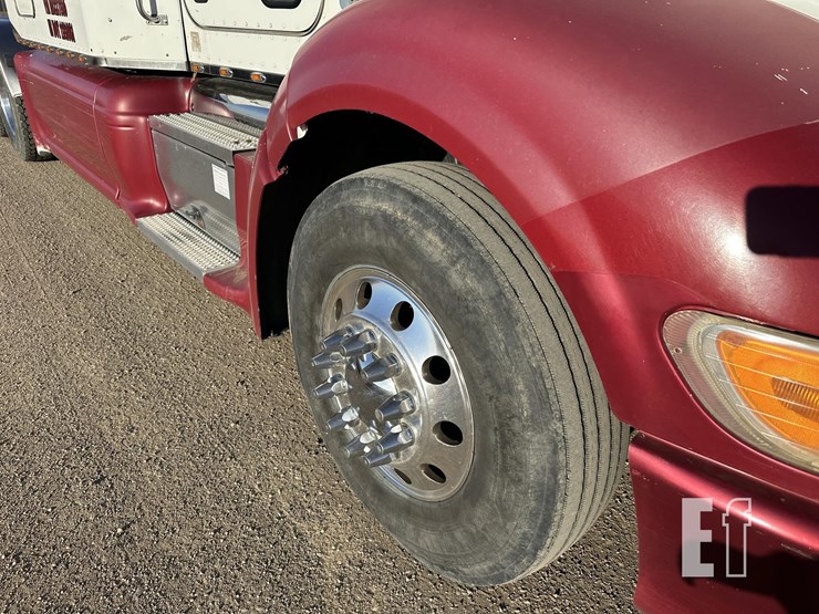 2014-peterbilt-386-image-4