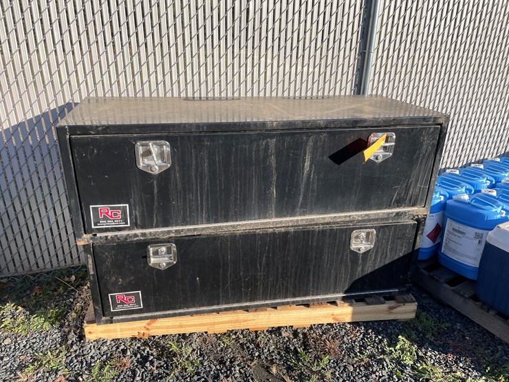 #5672-•-(2)-rc-truck-mount-toolboxes-image-2