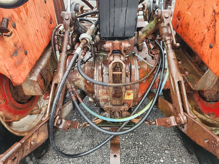 massey-ferguson-175-image-5