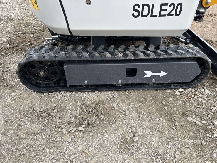 2025-sdlanch-sdle20-mini-excavator-image-23