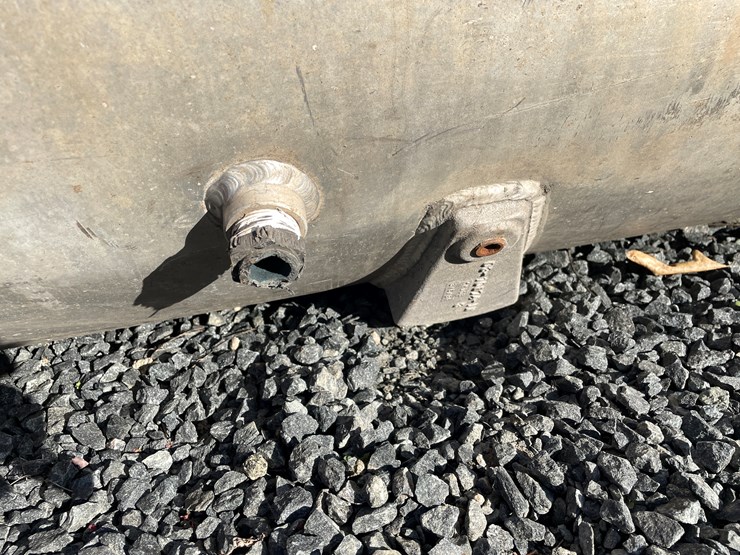 #5679-•-aluminum-120-gallon-fuel-tank-image-7