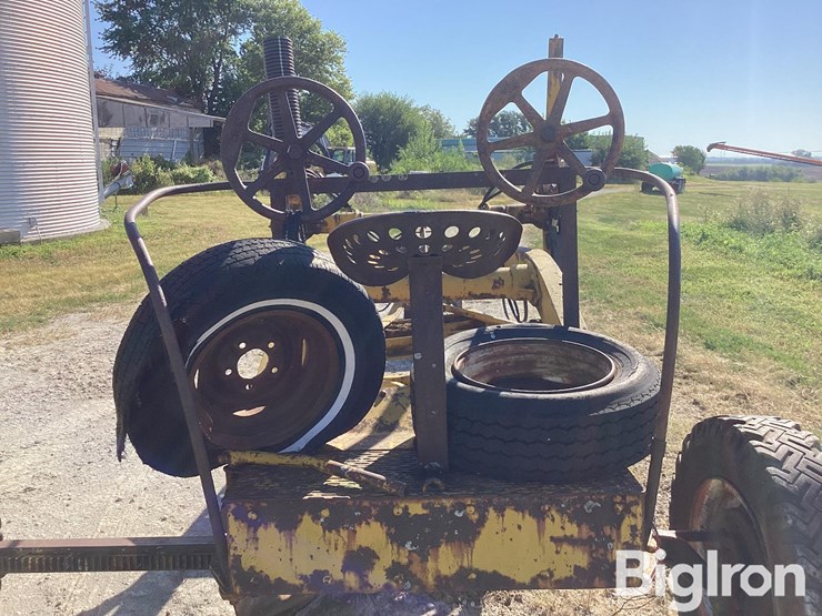 12'-pull-type-road-grader-image-18