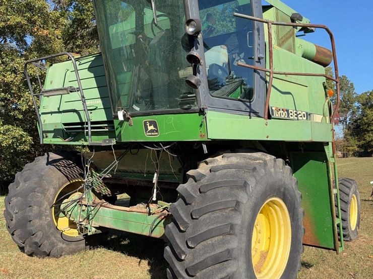 john-deere-8820-image-1