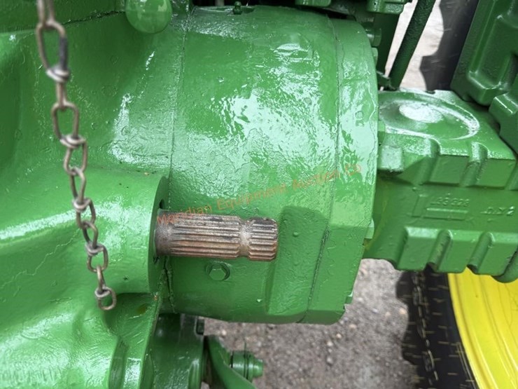 john-deere-2940-image-28