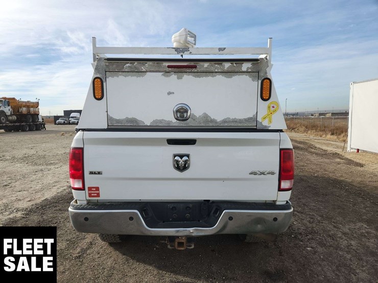 2016-ram-2500-slt-image-7