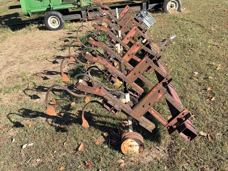 6-row-3pt-cultivator-image-4