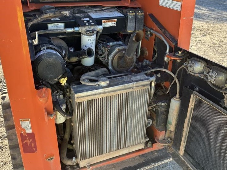 2021-gehl-rt105-image-10