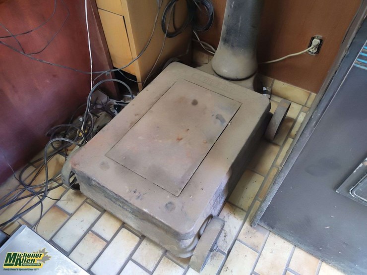 toledo-vintage-industrial-railroad-scale-image-3